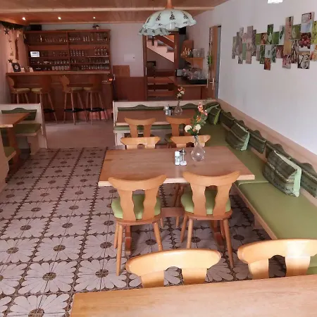 Alpengruss Pansiyon Heiterwang